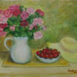 Růže v bílém džbánu, jahody a klobouk, olejomalba na plátně